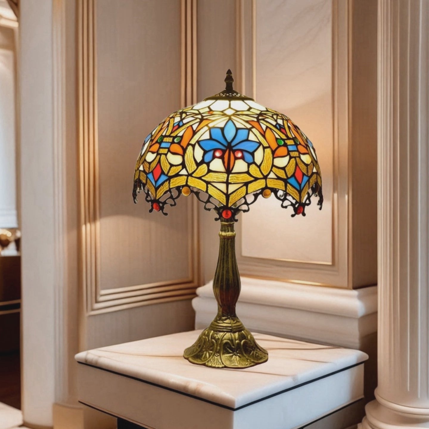 Tiffany Stained Glass Table Lamp